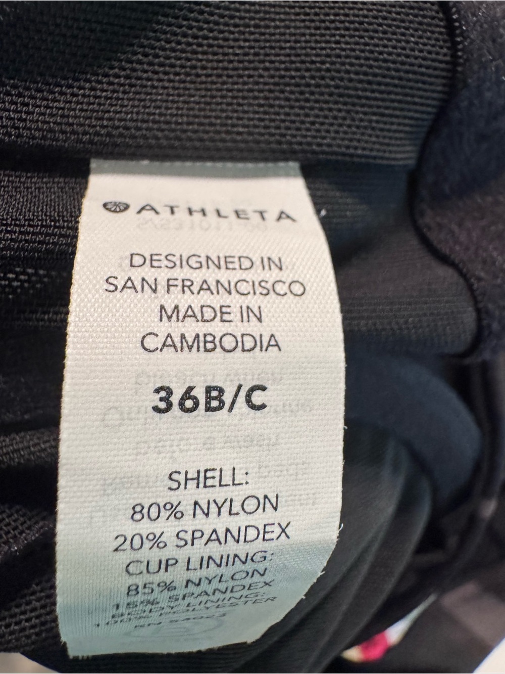 Athleta Freestyle Camo Tankini TOP Size 36 B/C
Excellent preowned condition - Picture 6 of 8